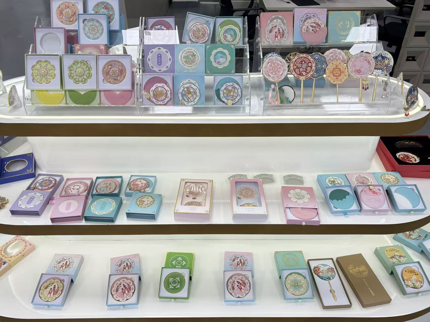 化妝鏡展示